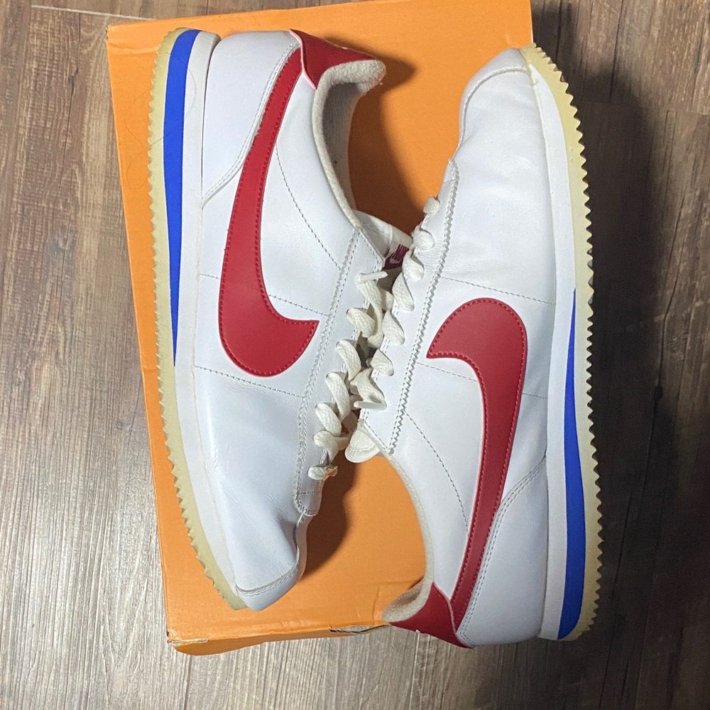 Nike Cortez 2018 Red and White Classic Sneakers
